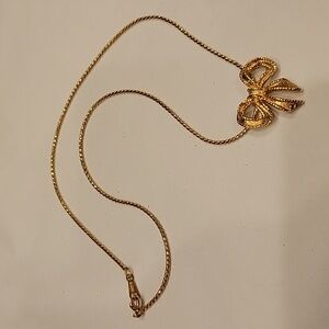 Avon Bow Necklace
